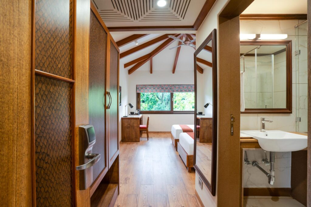 executive room twin bed 1 2048x1365